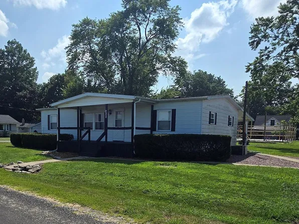 202 Evans St, Loami, IL 62661