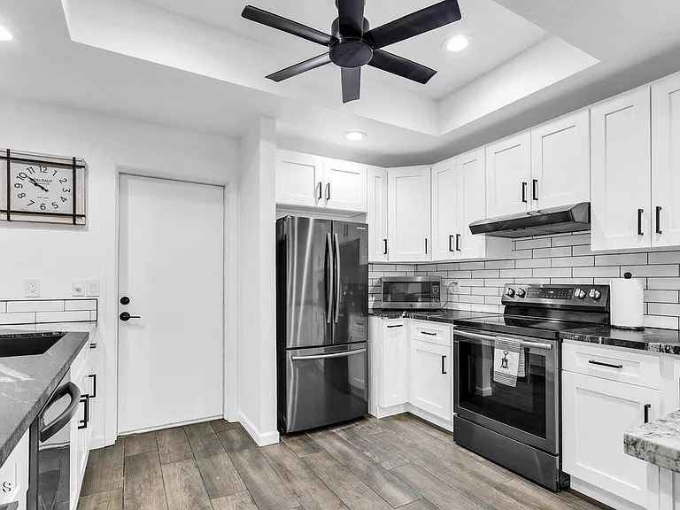 1610 N Stapley Dr #111 — Photo 3
