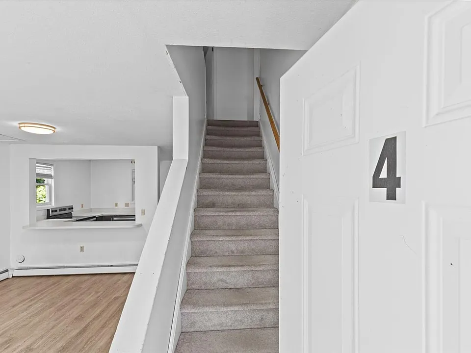 21 Hyde St #4