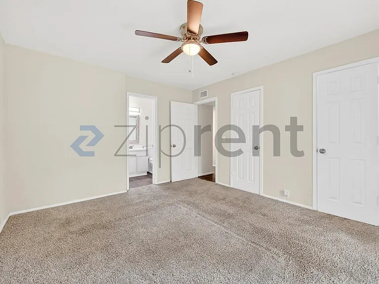 5020 Donnelly Ave #5022 — Photo 24