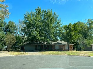 2601 Fairmont Cir, Corsicana, TX 75110