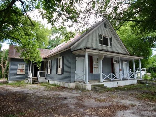 71 Church St, Warrenville, SC 29851