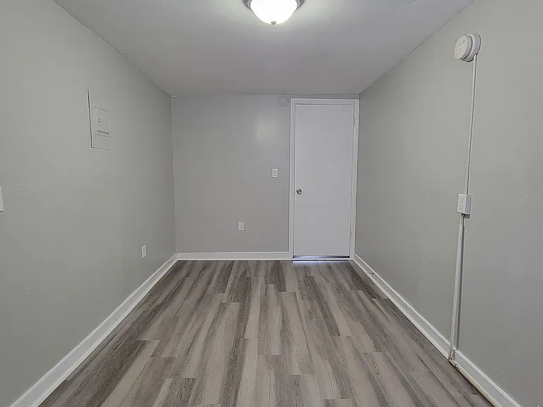807 9th Ave N #2 — Photo 8