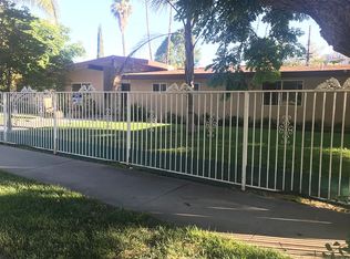 22213 Burbank Blvd, Woodland Hills, CA 91367