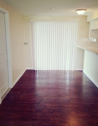 2nd image of 3716 Elmwood Dr