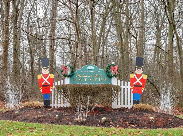 46 Putnam Avenue, West Babylon, NY 11704