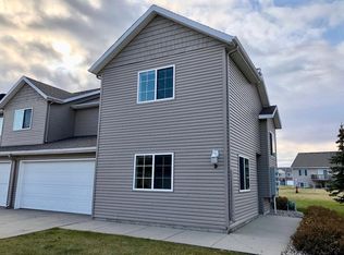1156 42nd Ave W UNIT D, West Fargo, ND 58078