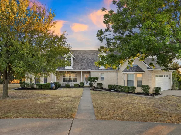 124 Richard Rd, Waxahachie, TX 75167