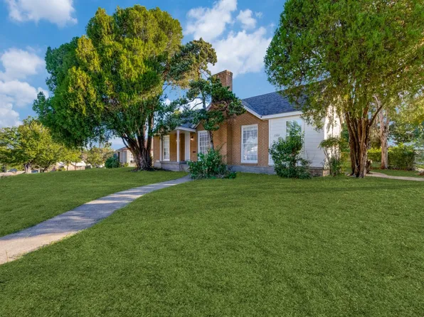 2304 Berwick Ave, Dallas, TX 75203