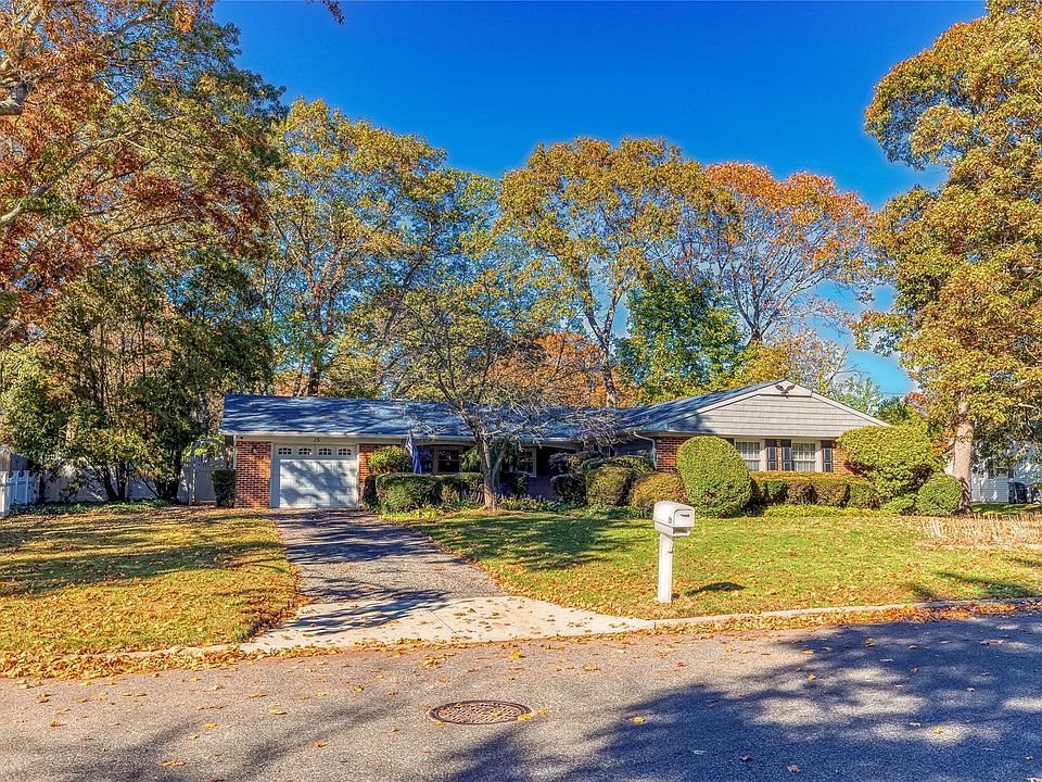 15 Whitmore Lane, Coram, NY 11727 Zillow