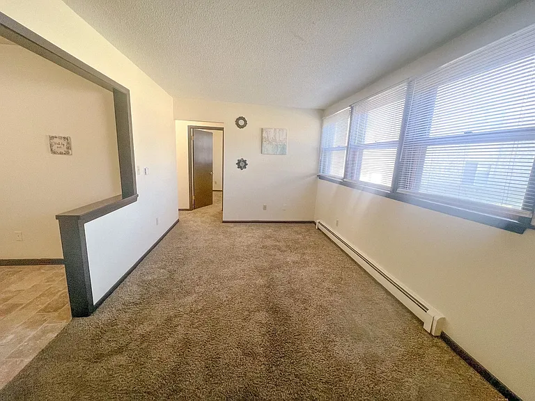 Casady Apartments — Photo 9