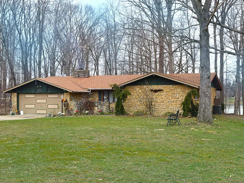 1st image of 3749 E Lakeview Dr