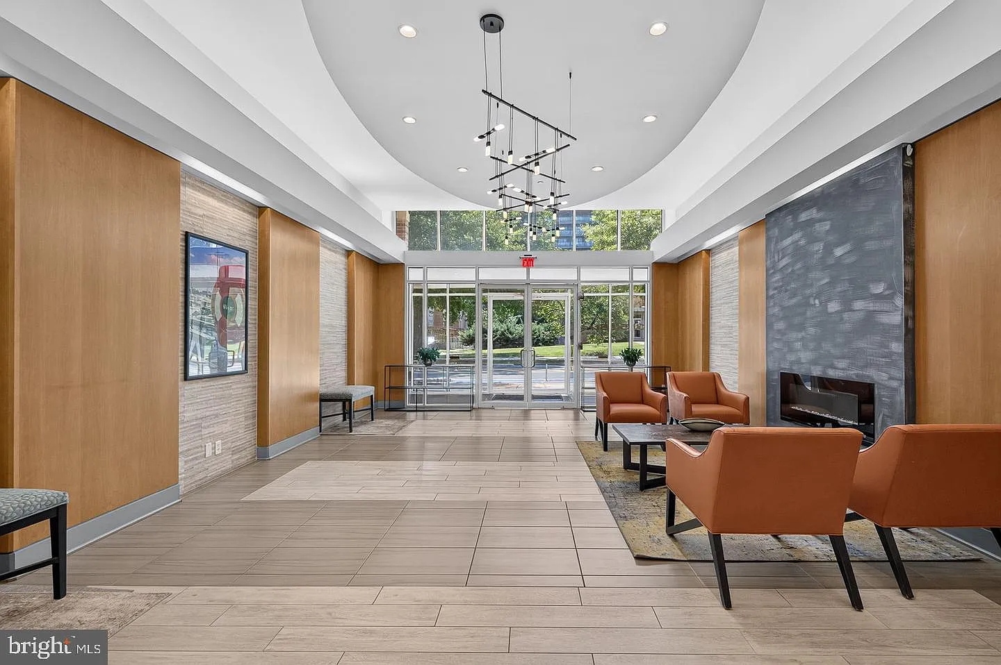 Potomac Place Condominiums — Photo 3