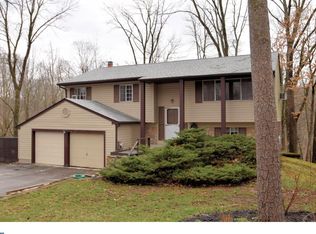 1038 Longspur Rd, Audubon, PA 19403