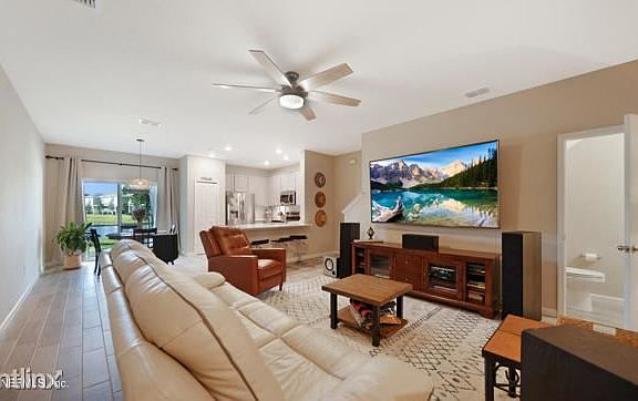 4th image of 1121R Beach Dune Dr