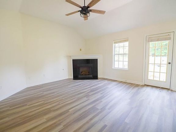 4th image of 7380 Durango Dr