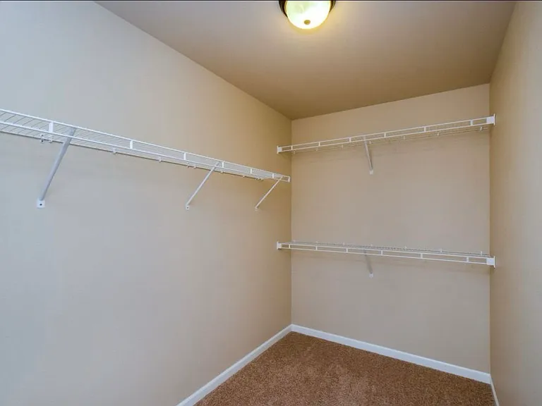 1574 Burr Dr — Photo 15