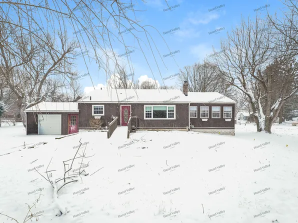 3463 Cottage Grove Rd, Akron, OH 44319