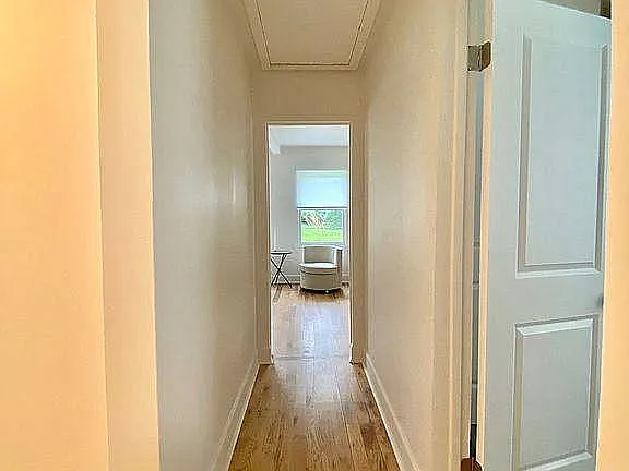 16249 Elizabeth St — Photo 14