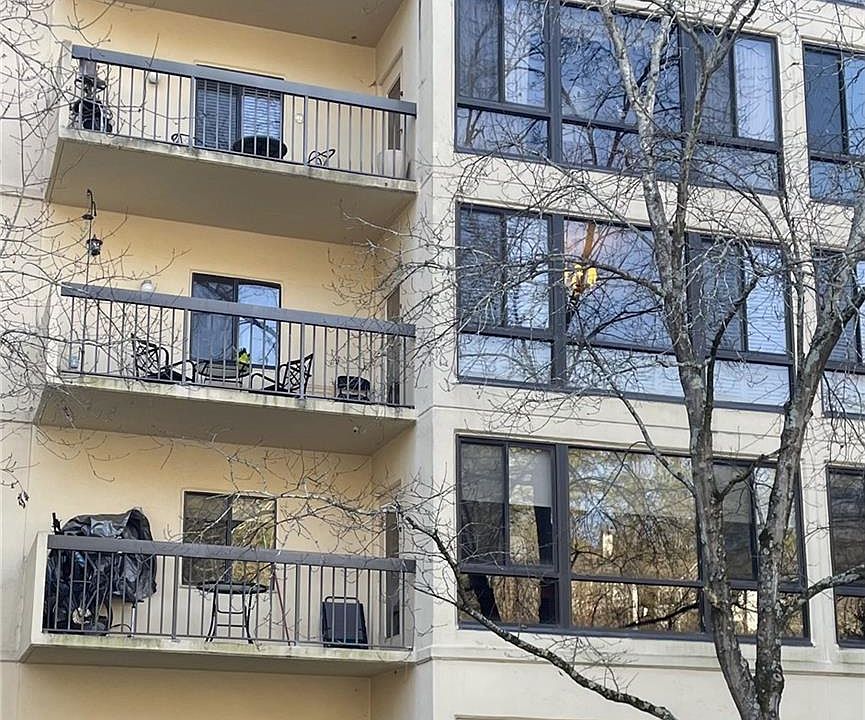 1st image of 1800 Clairmont Lake #223