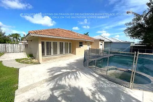 1192 NW 134th Pl — Photo 17