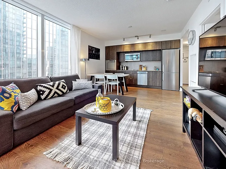 10 York St #2203 — Photo 7