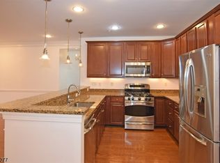 369 Victoria Dr #369, Bridgewater, NJ 08807