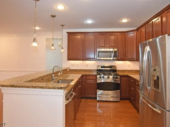 369 Victoria Drive BLDG 3 #369, Bridgewater Twp., NJ 08807