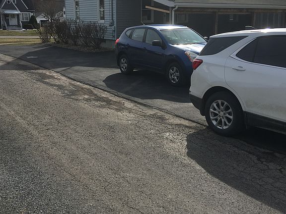 Side(off street parking)