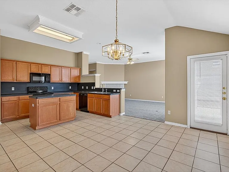 5933 Brightwood Dr — Photo 20