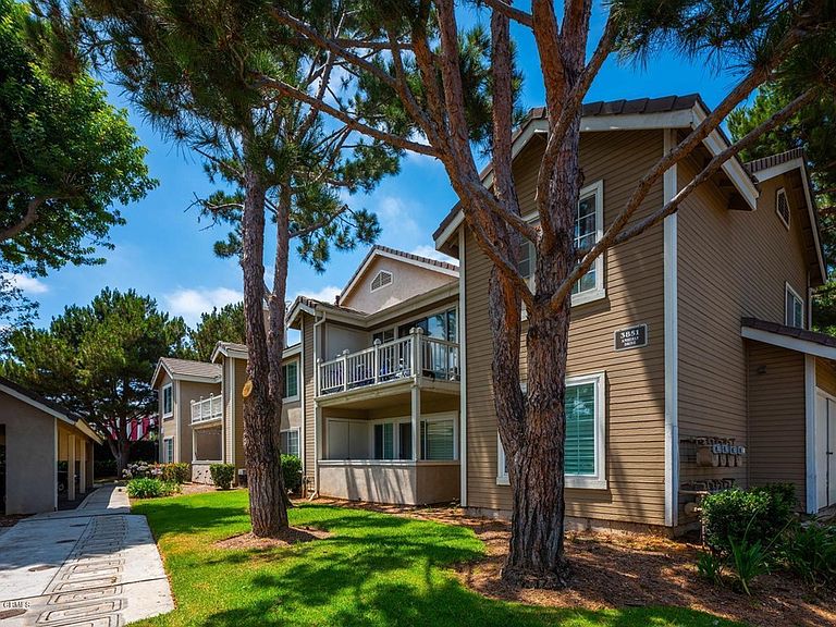 3851 Amberly Dr Inglewood, CA, 90305 - Apartments for Rent | Zillow