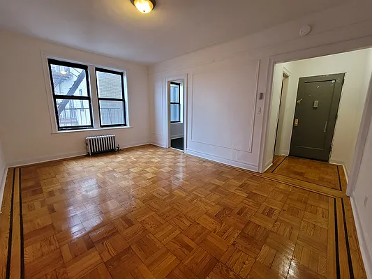 Rented by R New York | media 9