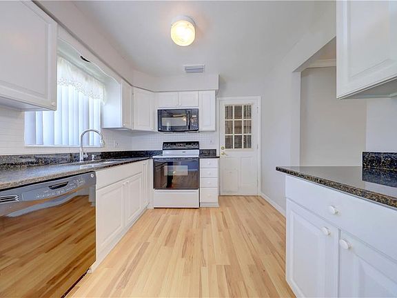 5th image of 1479 Dundee Dr