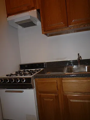 Rented by New Yorker Realty | media 13