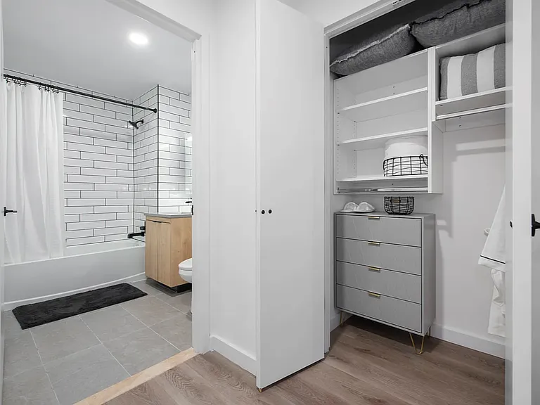 1856 Park Ave #18A — Photo 7