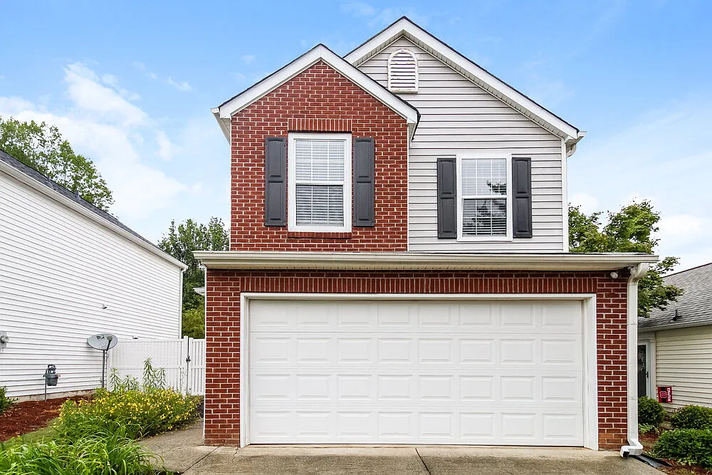3 bed, 2.0 bath, 1295 sqft, $3,500 — Photo 1