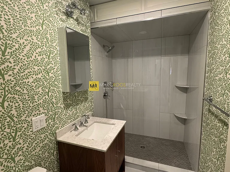 88 Mount Vernon St — Photo 8