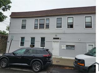 185 Cowles St #2, Bridgeport, CT 06607