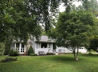 6102 Garries Rd, Erie, PA 16506