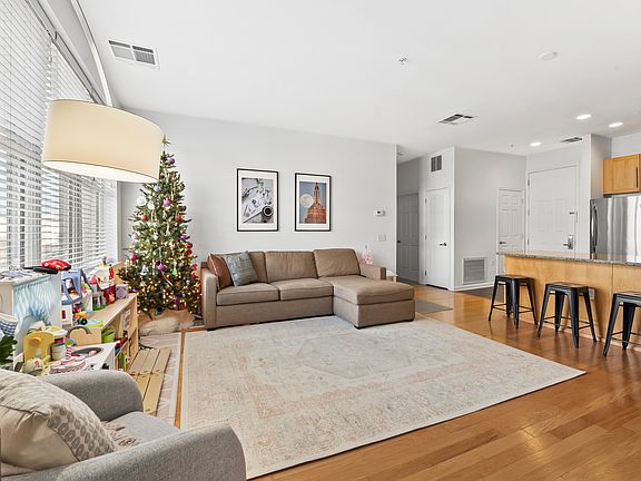5th image of 1200 Grand St APT 518