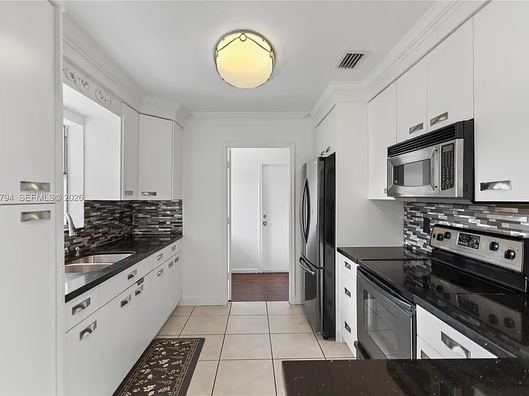 4151 SW 56th Ave — Photo 21