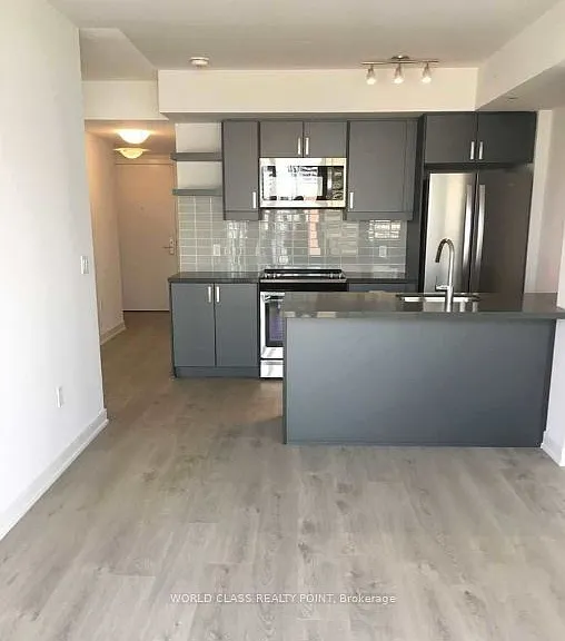50 Wellesley St E #903 — Photo 6
