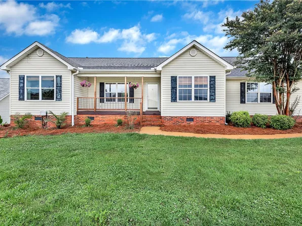 116 McClain Lake Dr, Anderson, SC 29625