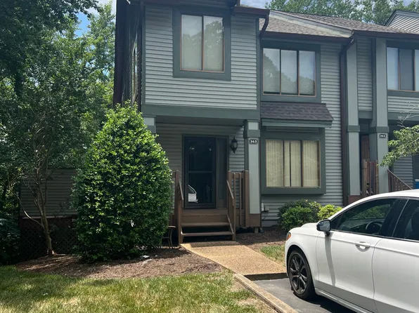 363 Bridgewater Dr, Newport News, VA 23603