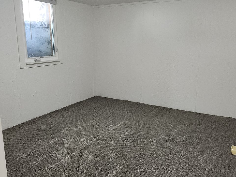 1st image of 605 E 14th St #B
