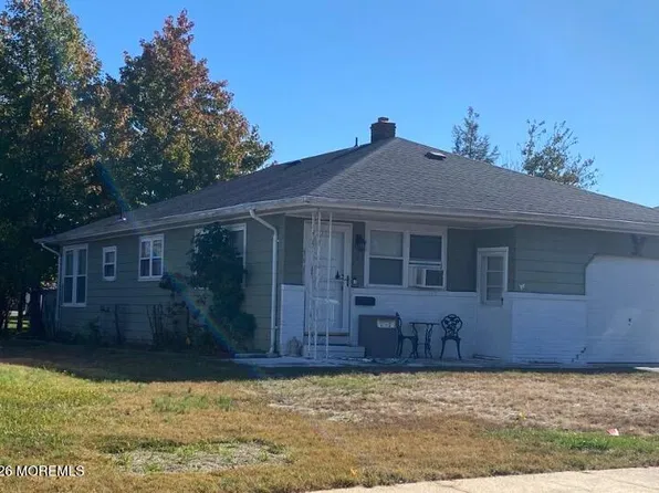 7 Montserrat Street, Toms River, NJ 08757