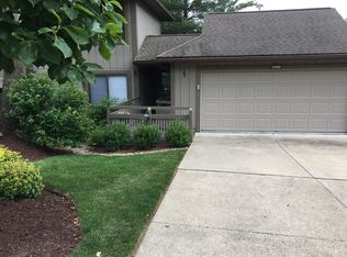 2186 Woodbrook Trl, Cuyahoga Falls, OH