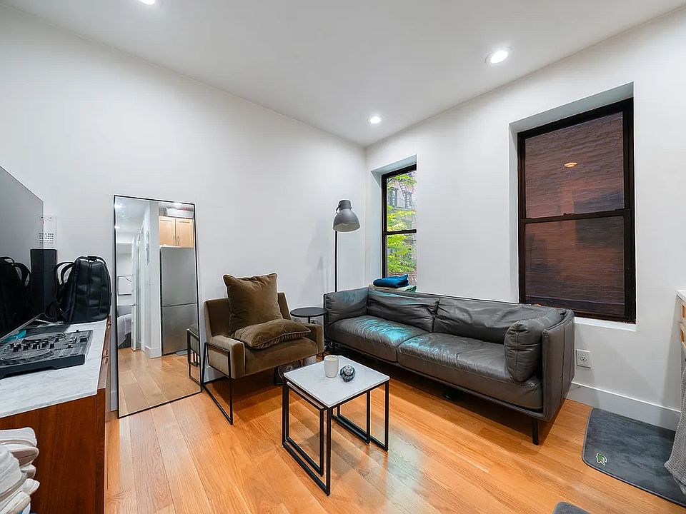 1st image of 128 W 13th St #5X