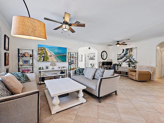 4th image of 132 Parey Island Place