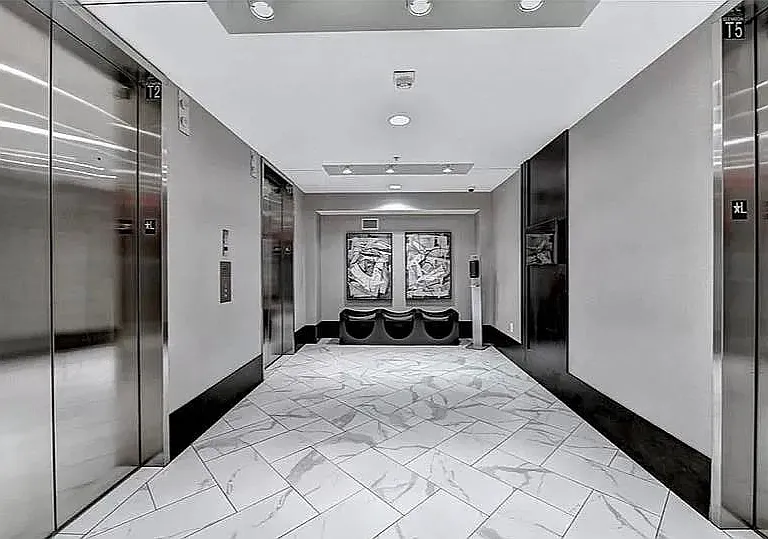 400 W Peachtree St NW #2514 — Photo 24